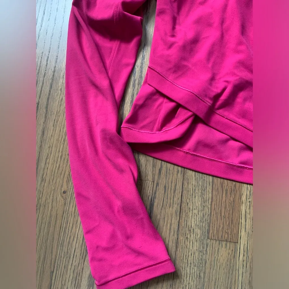 Athleta  pink transcend wrap long sleeve medium - Image 3