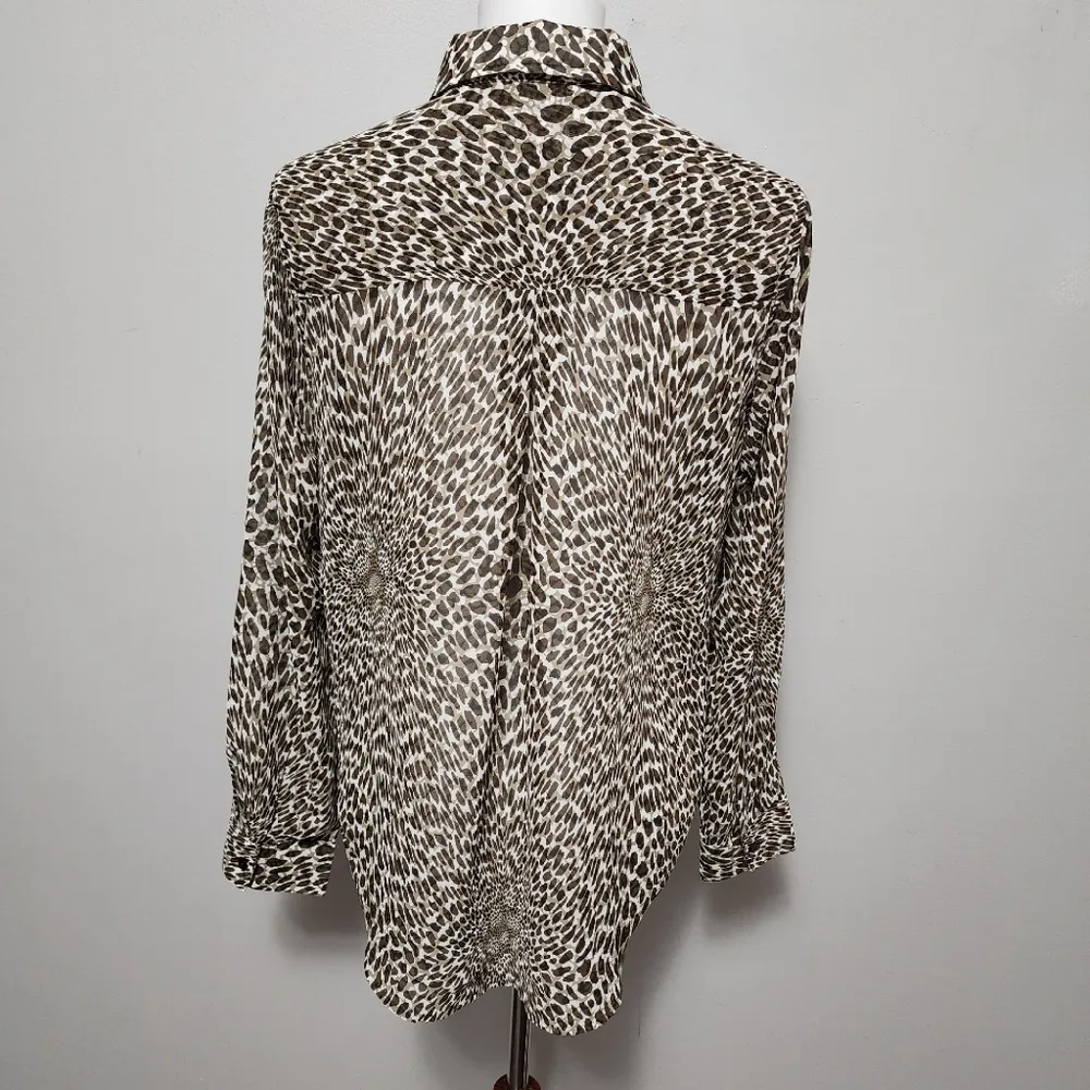 Liverpool Brown Animal Print Inverted Pleat Button Down Size Medium - Image 5