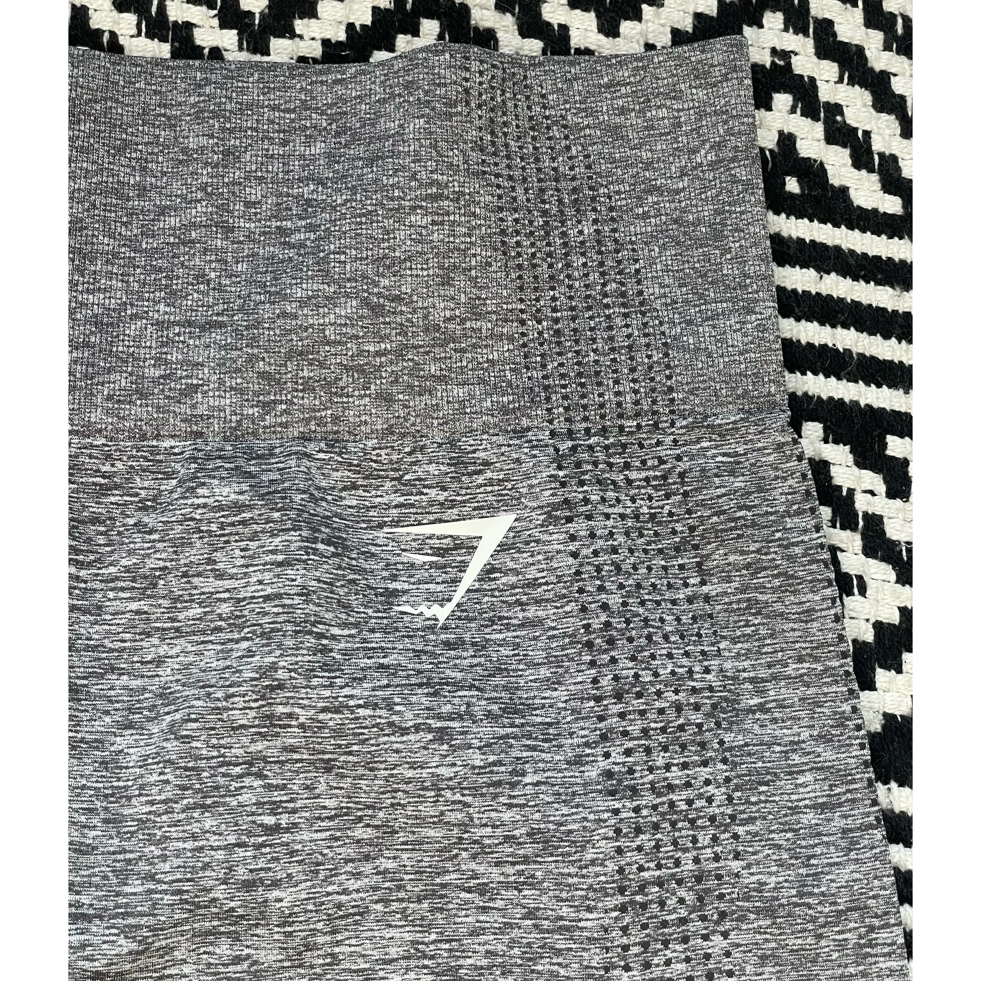 Seamless Heathered Grey Leggings - Image 8