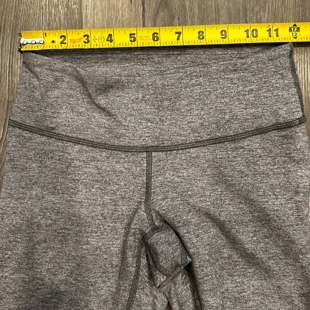 Lululemon Wunder Under Crop Leggings Heathered Slate Gray Mid Rise Size 4 Yoga - Image 8