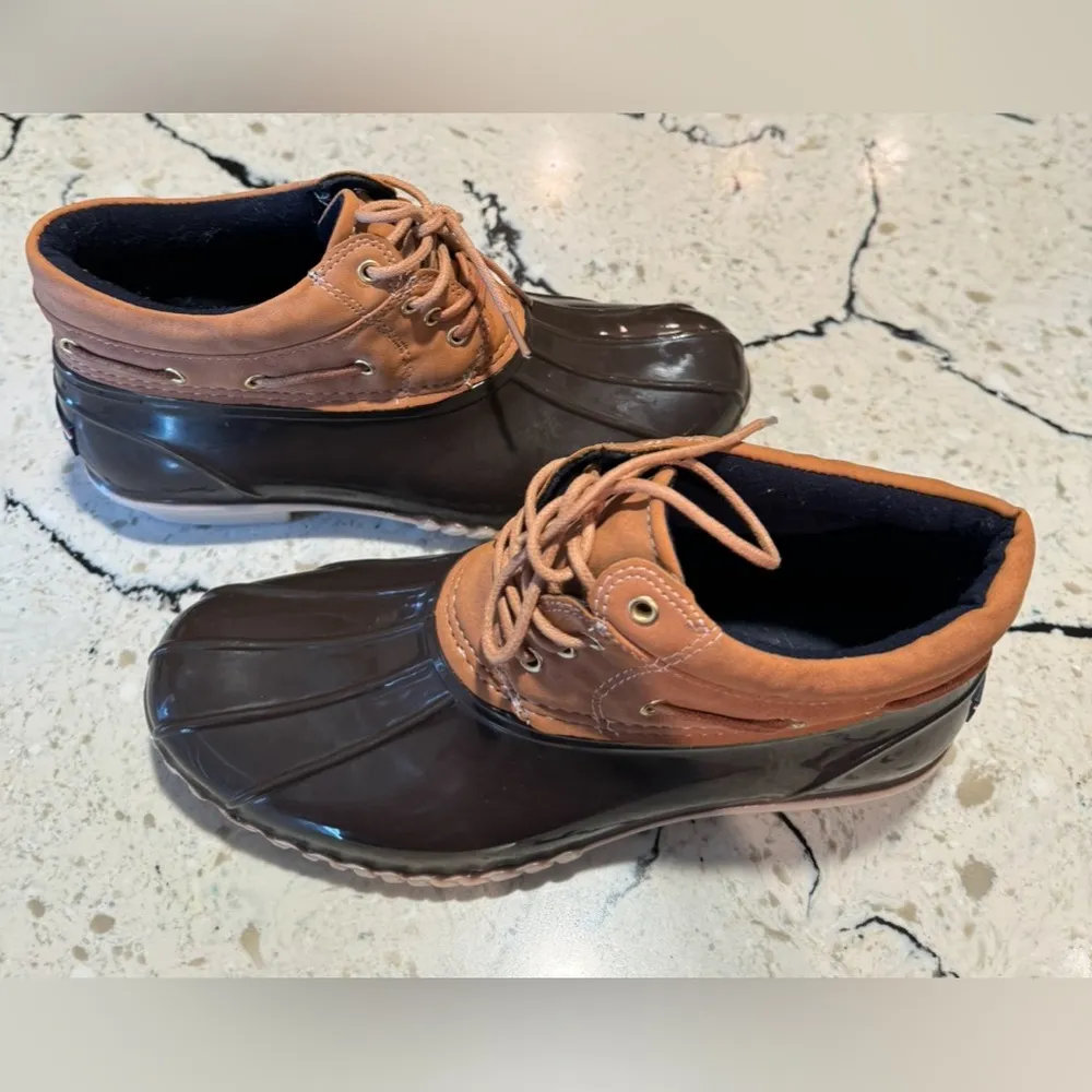 Tommy Hilfiger Ankle Duck Rain Boot Harley Espresso Brown. - Image 4