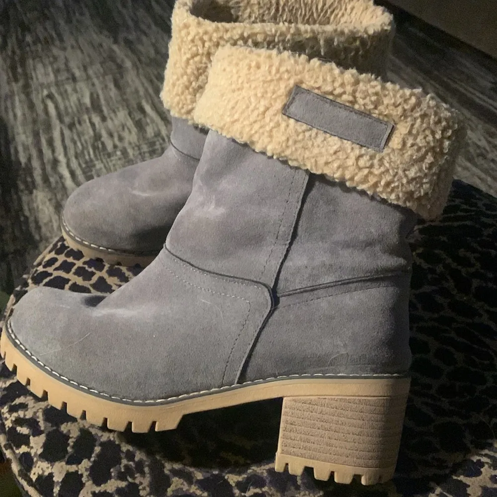 Grey winter short boots. Faux shearling fur. Size 7 Gray - Image 5
