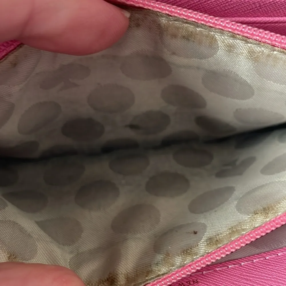 Kate Spade Zippy Wallet - Image 15