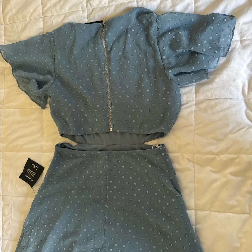 New Lulus Deep in my heart slate blue Swiss Dot cut out maxi dress  size small - Image 6