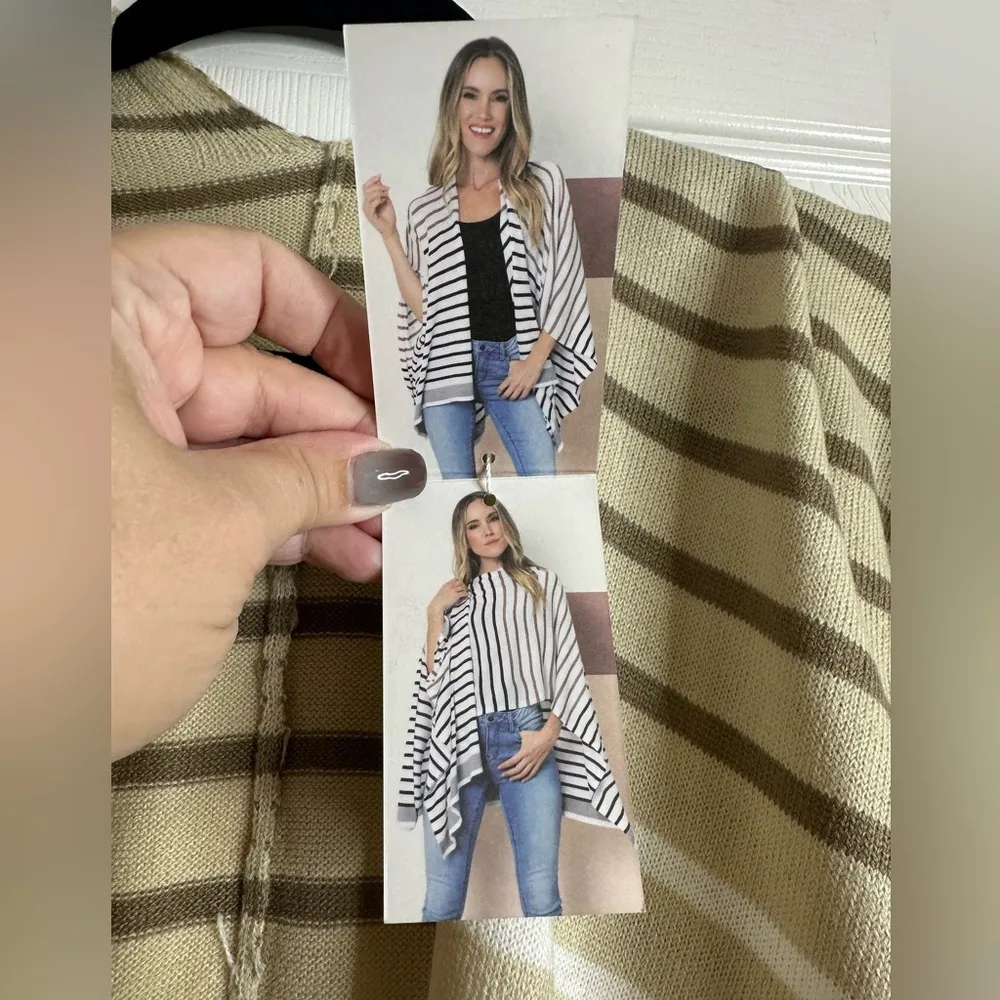 Simply Noelle  Poncho Style Cardigan - Image 6