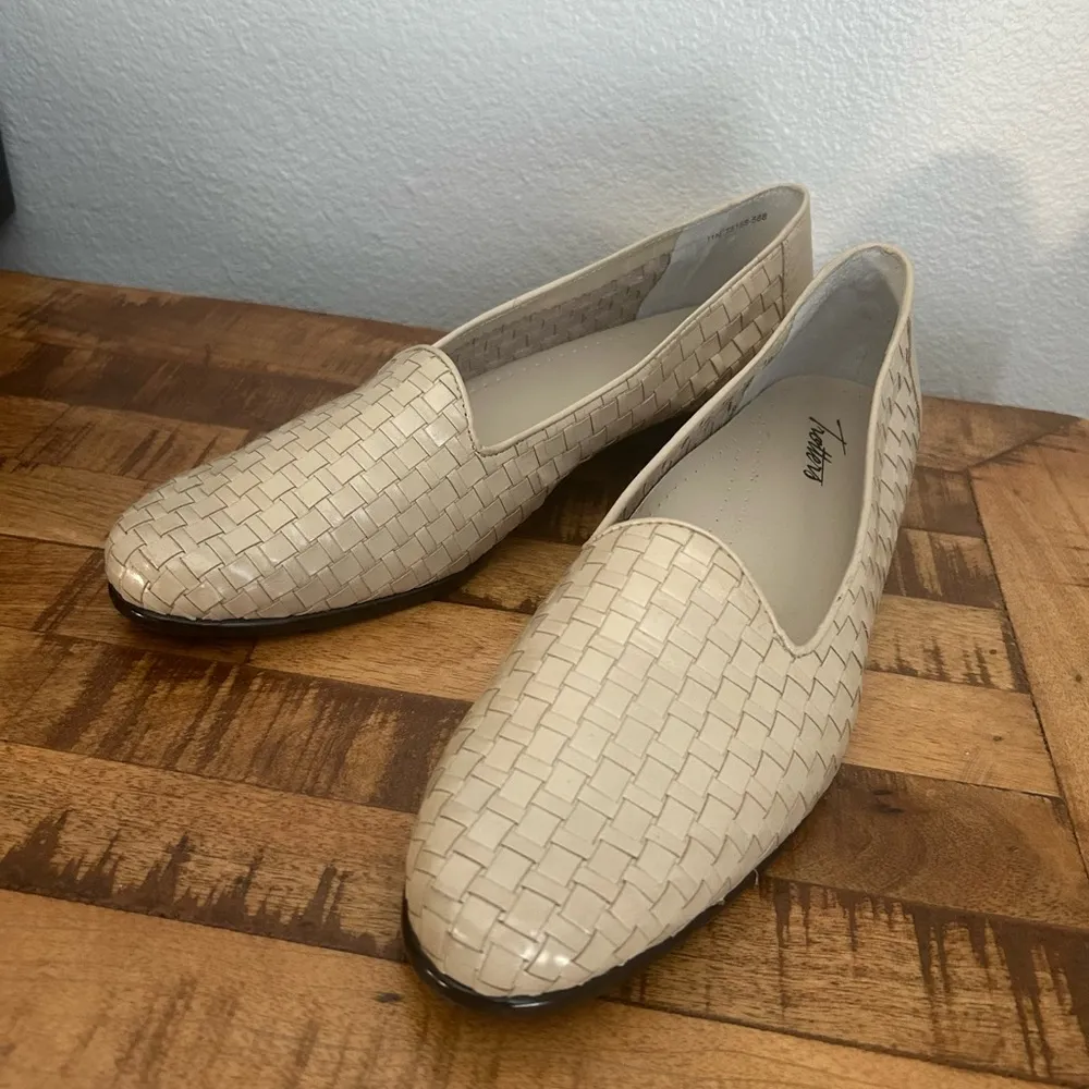 TROTTERS Womens Bone Off White Cream Basket Woven Liz Loafer Flats Size 11 N New Tan - Image 2