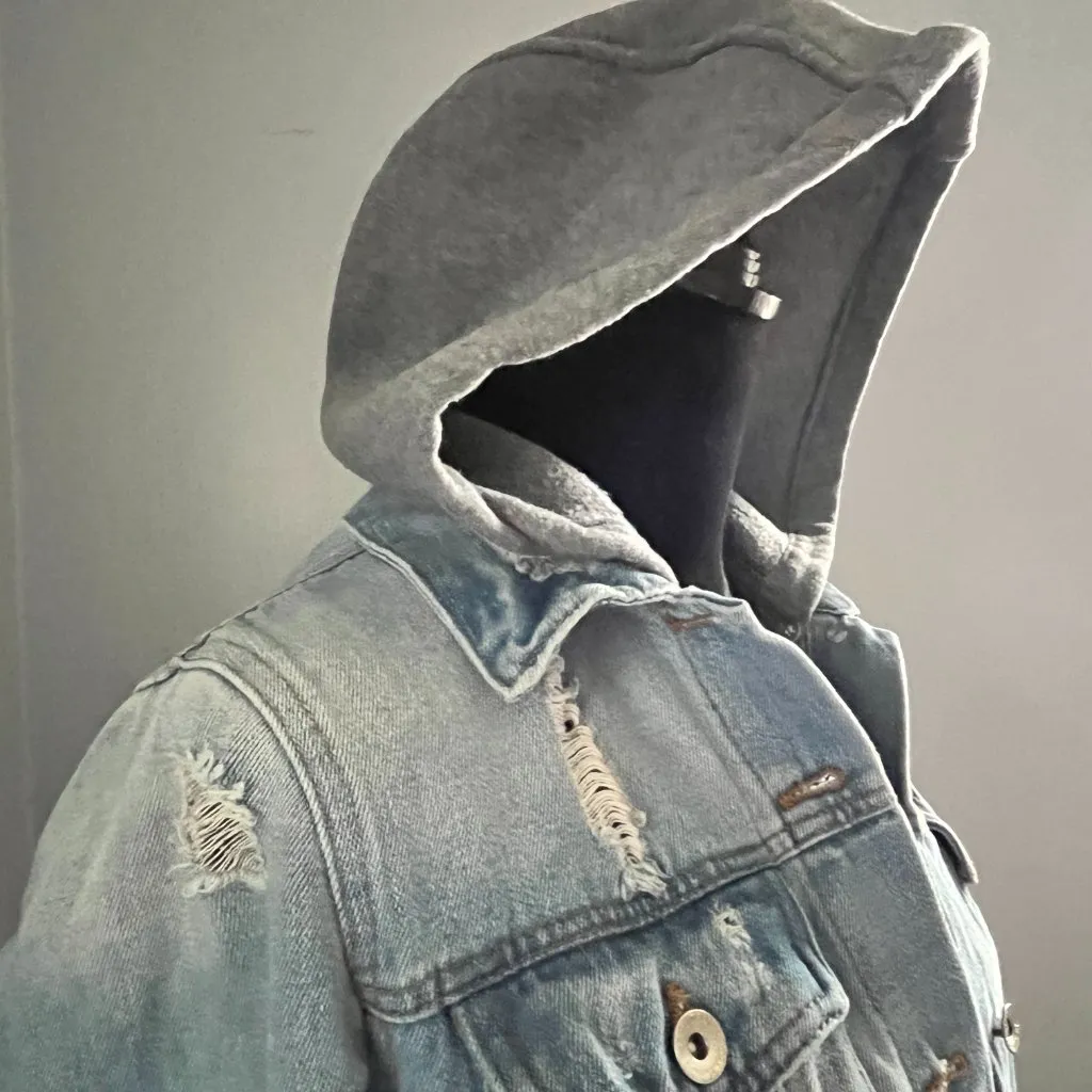 Ci Sono Denim Jacket, Removable Hood, Distressed, Size Large, Style DJK161 - Image 3