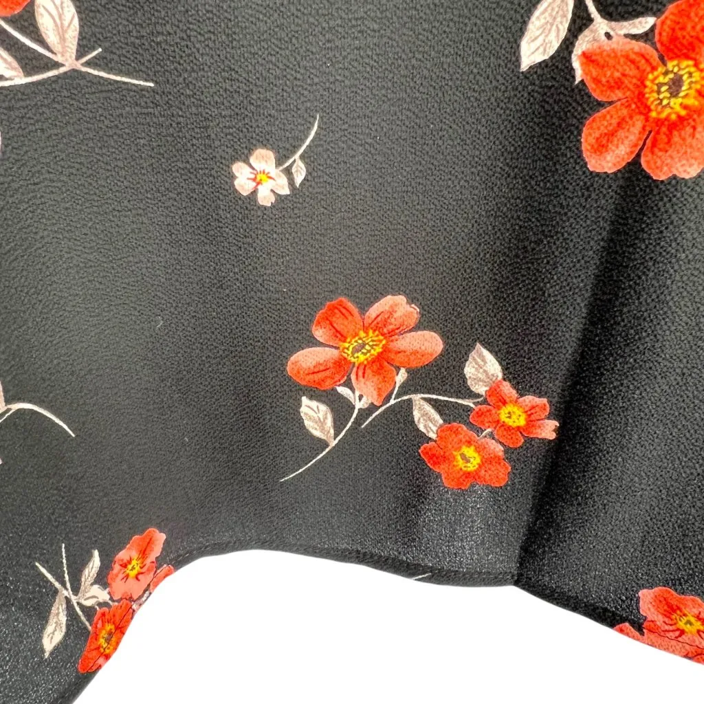 Lush Krisantha Tie Front Short Sleeve Blouse Black Floral Size Small NWT - Image 8