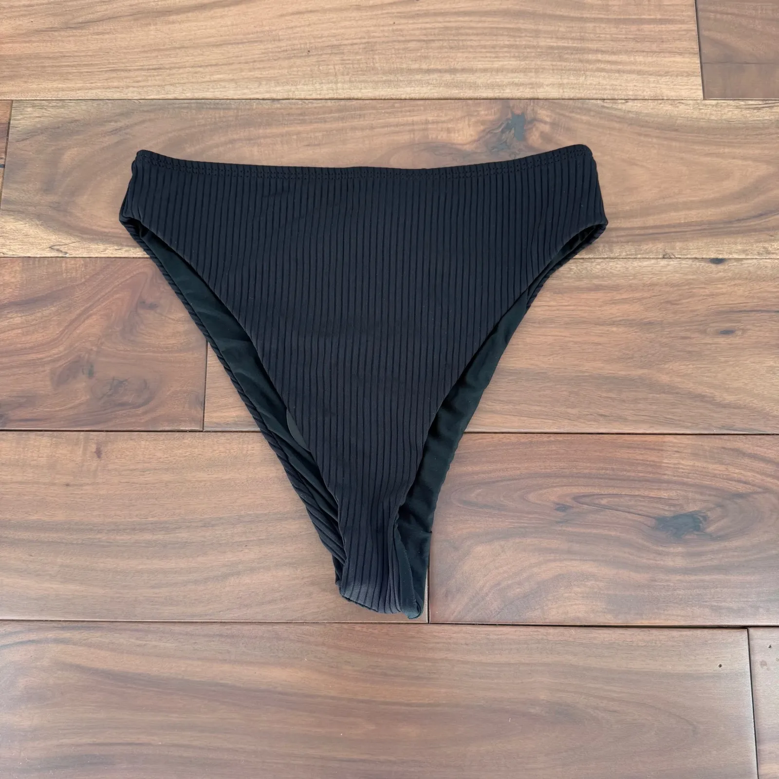 Lulus  Black Ribbed High Waisted Bikini Bottoms Size M - Image 2