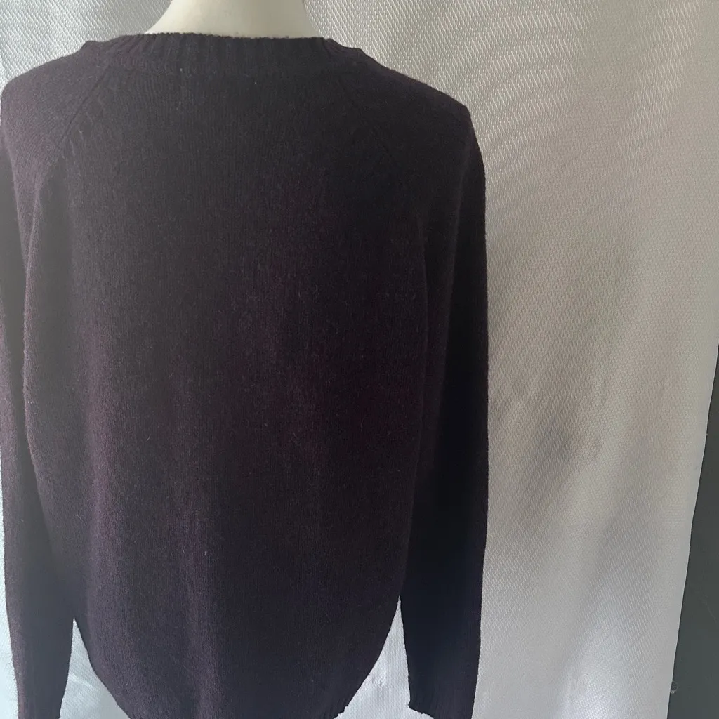 Vintage ,St. John’s Bay 100% Wool Purple V-Neck Sweater – Women’s Large - Image 5