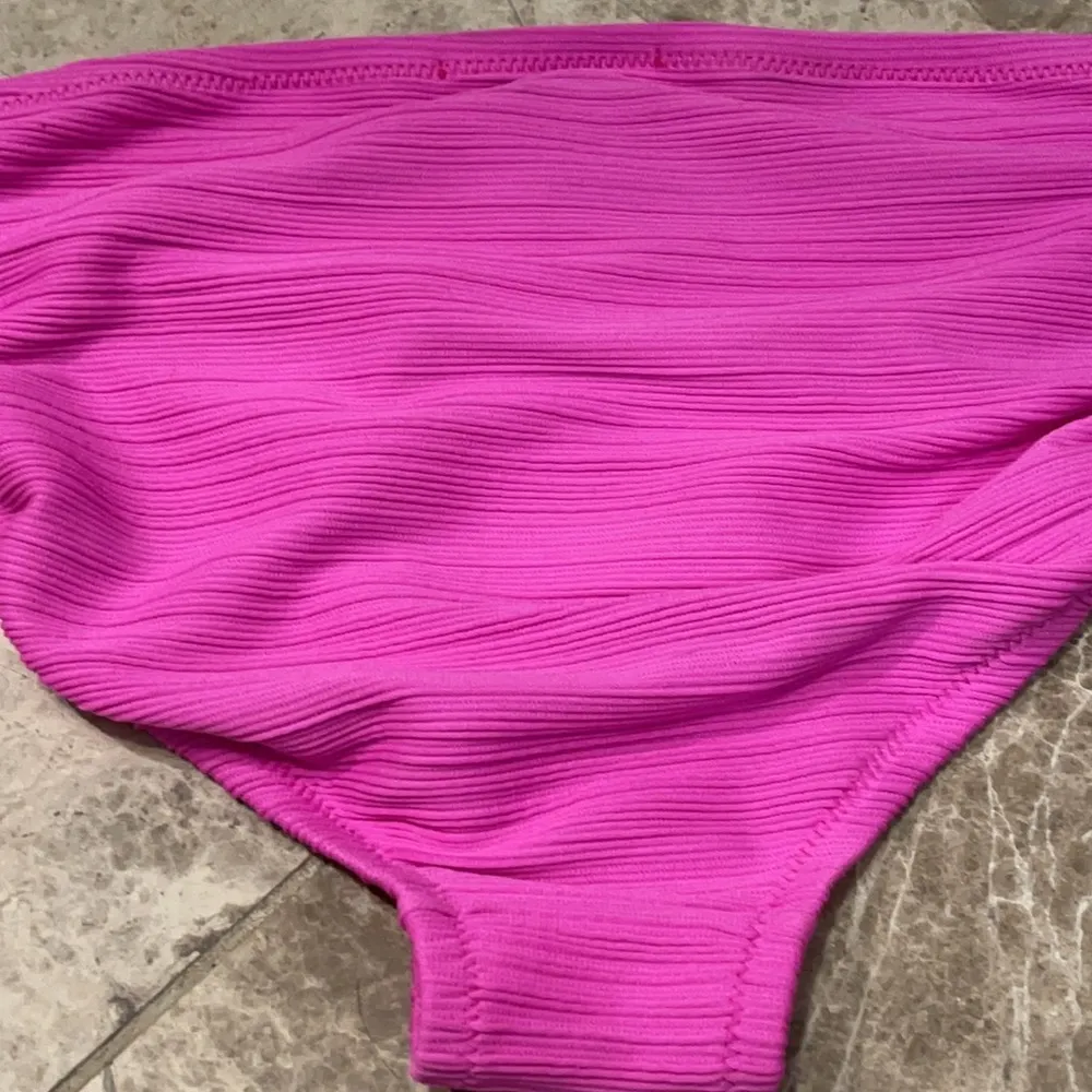 Jessica Simpson Side-Shirred Fuschia Hipster Swim Bottoms Size XL - Image 9