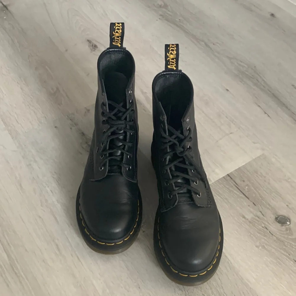 Dr. Martens 1460 Smooth Black Leather Boots - Image 2