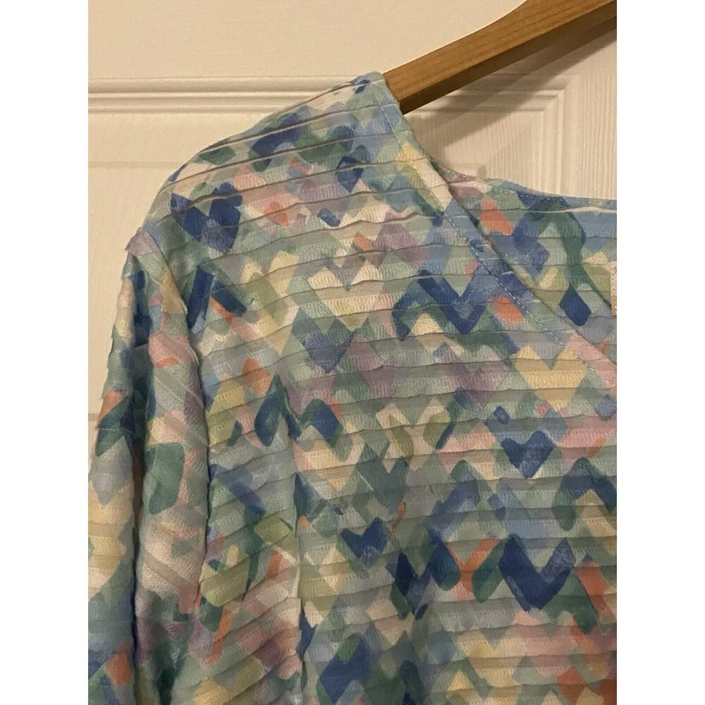 Women's 2X textured v neck top multi colored Plus size - Image 5