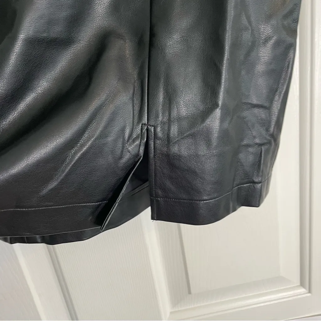 NEW Ee:some Black Faux Leather Mini Skirt Size 1X plus chic goth grunge emo - Image 2