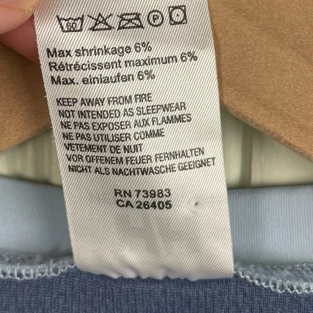 Helly Hansen Women's Base Layer Long Sleeve Training Tee Size Small Blue Winter - Image 6