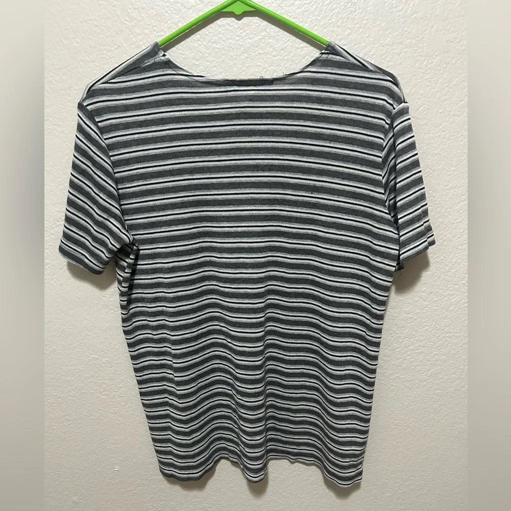 Vintage Baby’s Nest Striped Top Medium – Timeless Retro Chic - Image 2