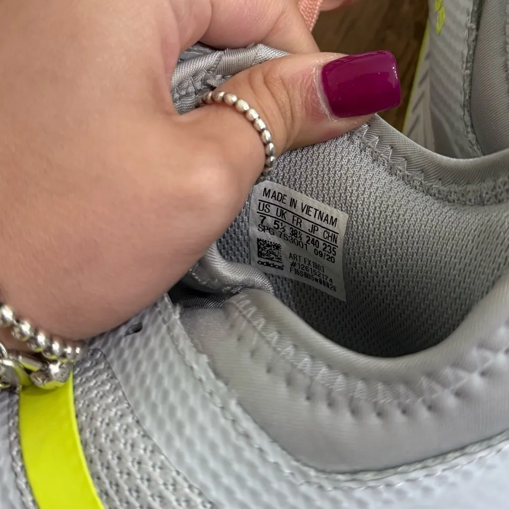 Adidas Women’s Court Team Bounce Shoes - Image 4