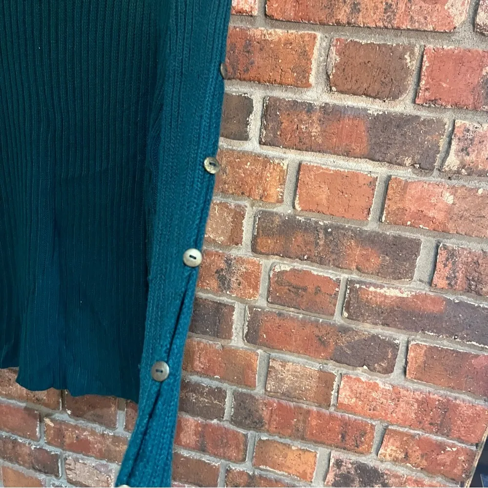 David Benjamin womens vintage ribbed button crewneck sweater green medium - Image 3