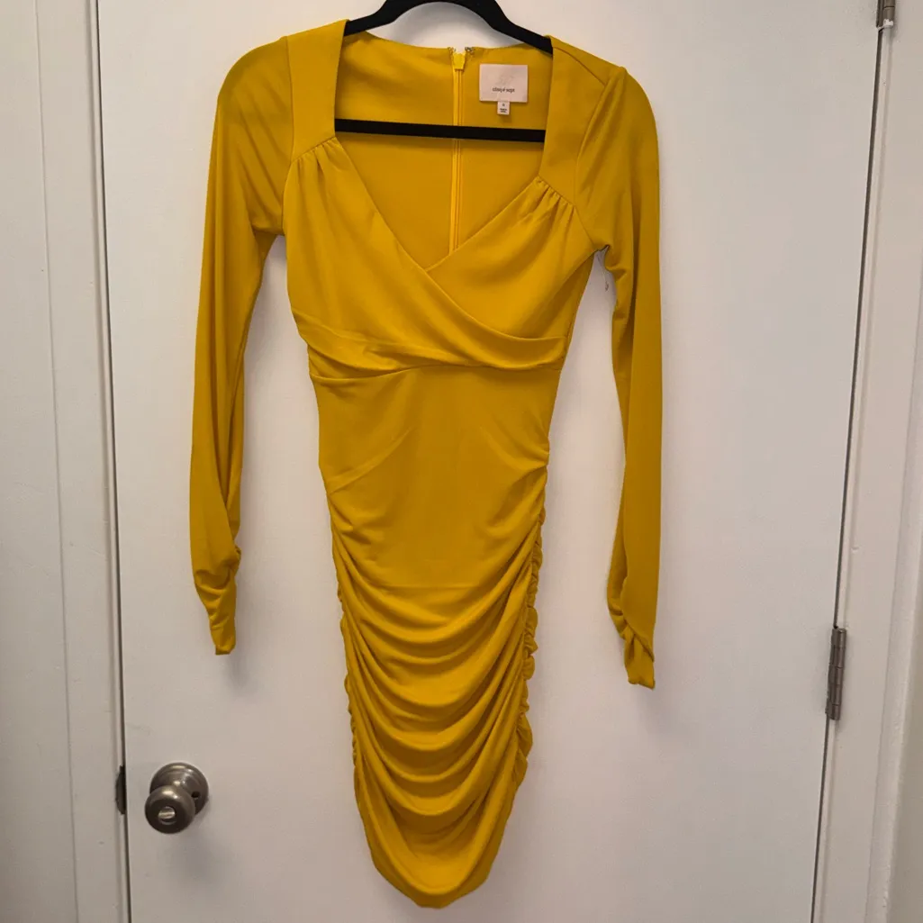 NWOT Cinq A Sept Yellow Long Sleeve Ruched V Neck Miah Mini Dress sz 0 - Image 3