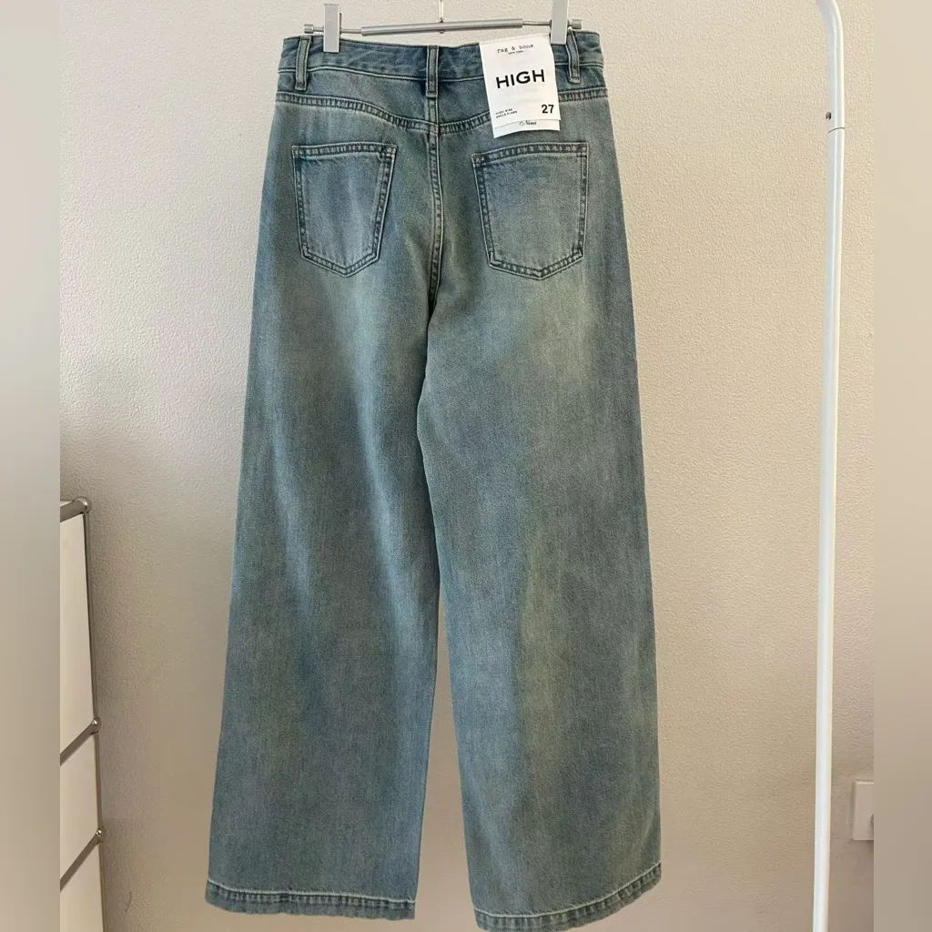 rag & bone Sofie Wide-Leg Jeans 26
Featherweight in Theo - Image 6