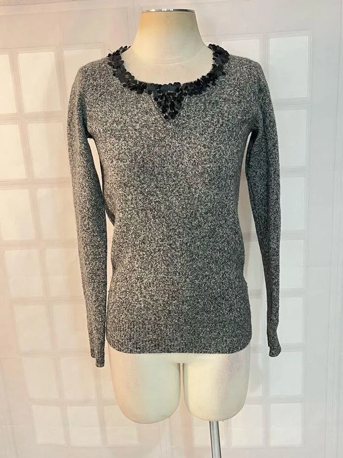 J. Crew Gray Embellished Neckline Lambs Wool Long Sleeve Sweater Size XS - Image 2