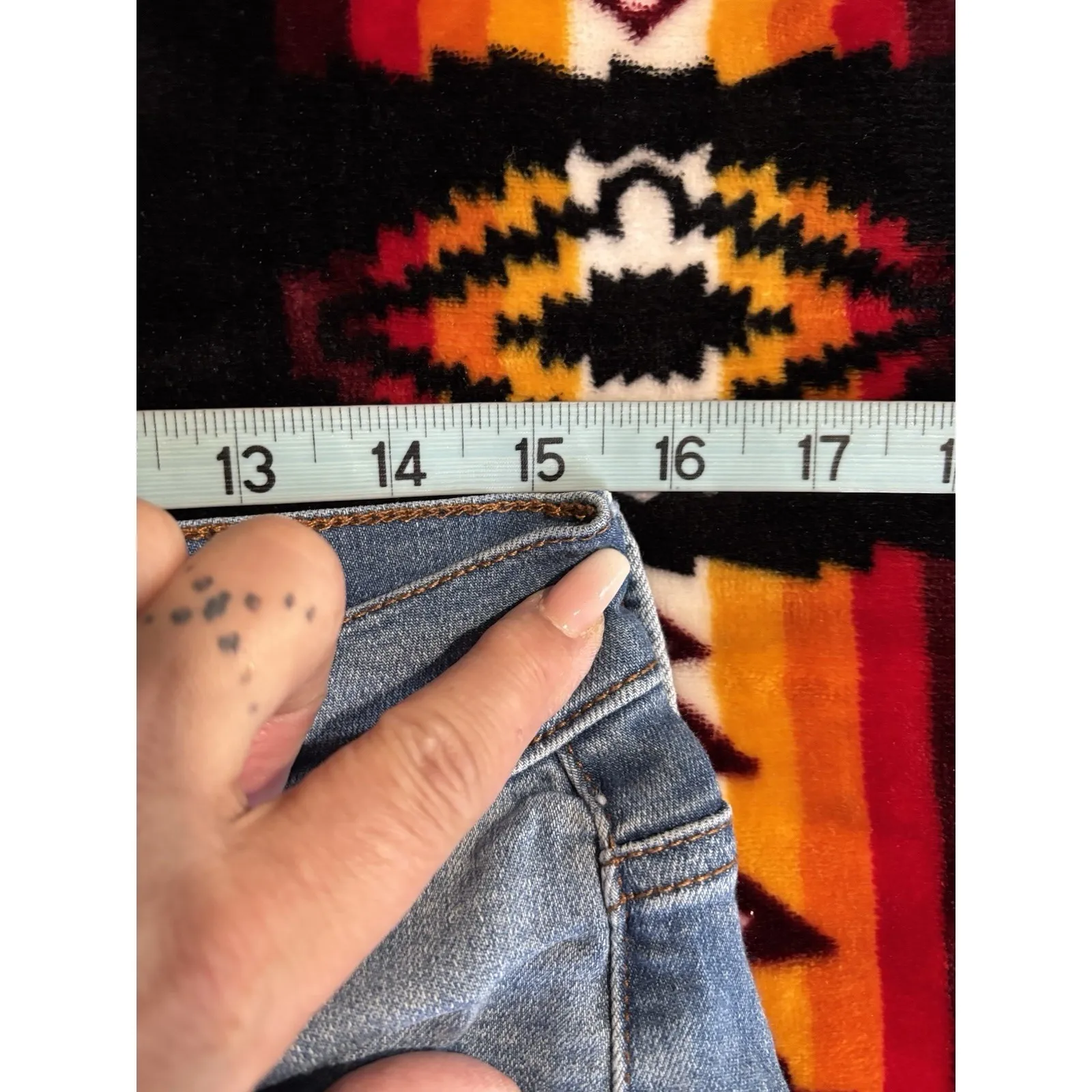 Mudd FLX Stretch Skinny Denim Jegging Med Wash Distressed Logo Size 13 High Rise - Image 5