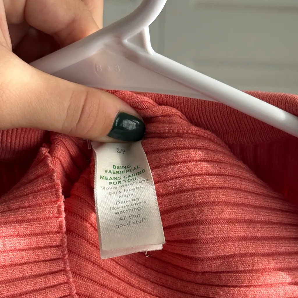 Aerie Red Ribbed Button-Up Crop Top - Image 3