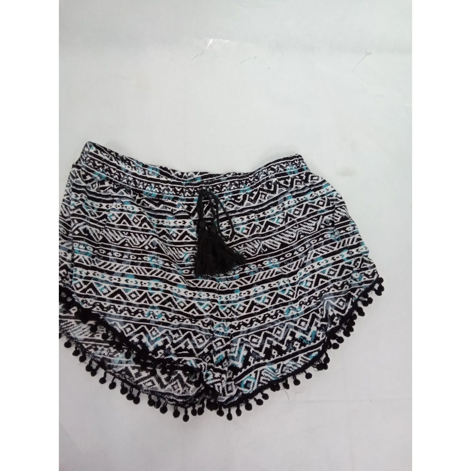 Mystic Apparel Medium Black white‎ Blue Shorts - Image 2