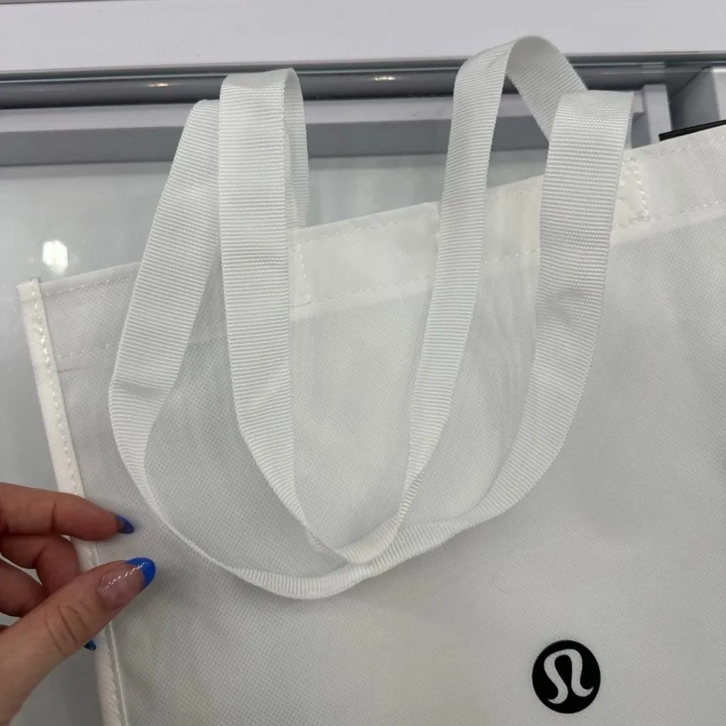 Lululemon  - Image 3