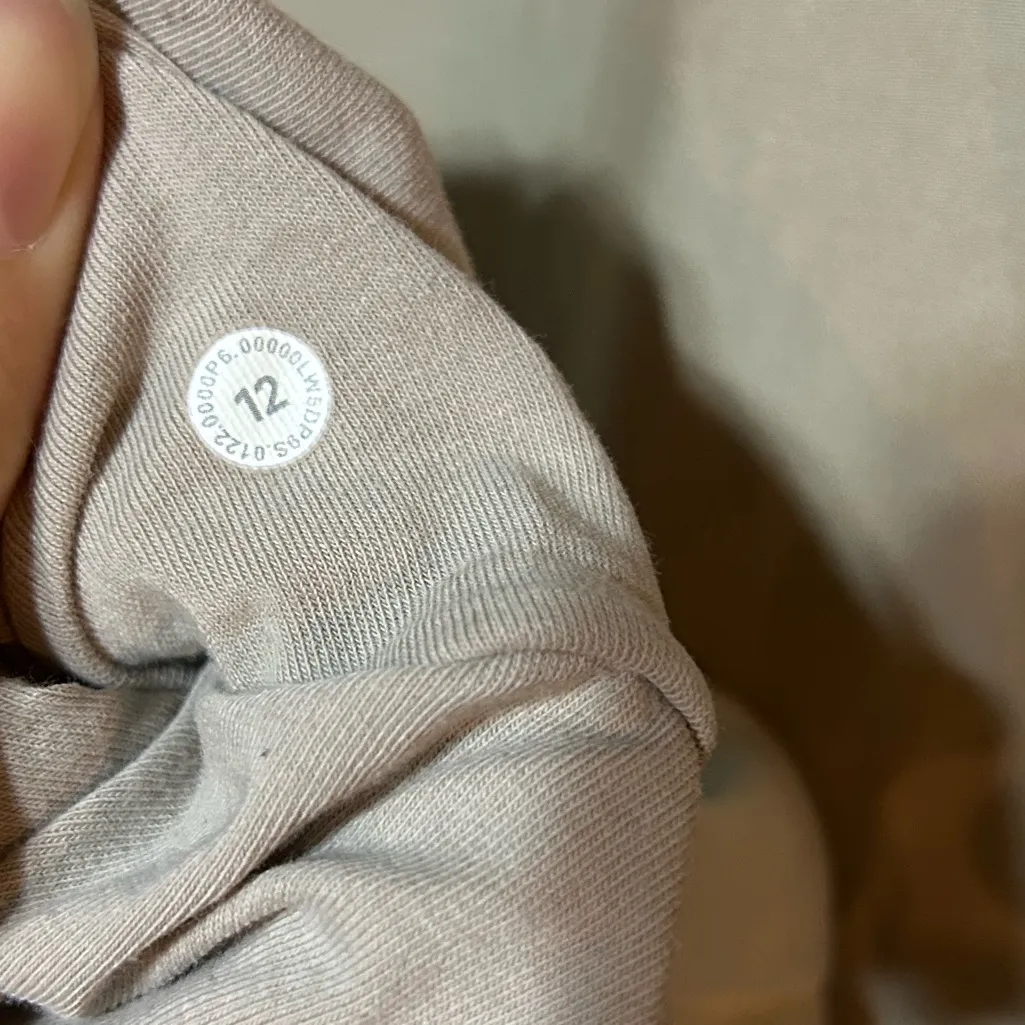 Lululemon joggers - Image 5