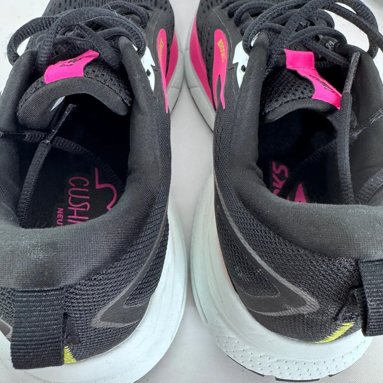 Brooks Trace 2 Women's Running Shoes Black Pink Sz 9 Medium B 1204011B098 - Image 3