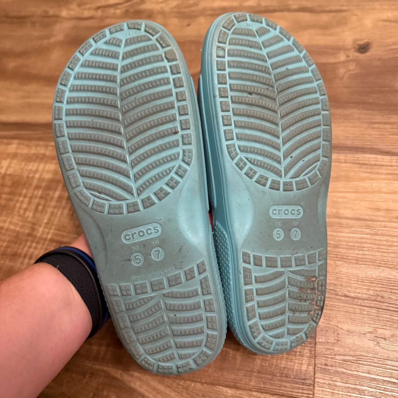 Crocs Classic Slide Sandals Women's Sz 7 Aqua Blue with‎ Jibbitz Charms - Image 8