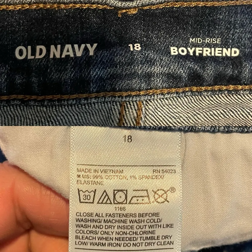 Old Navy Womens Jeans Denim Blue Mid Rise Boyfriend DistressedSize 18 - Image 10