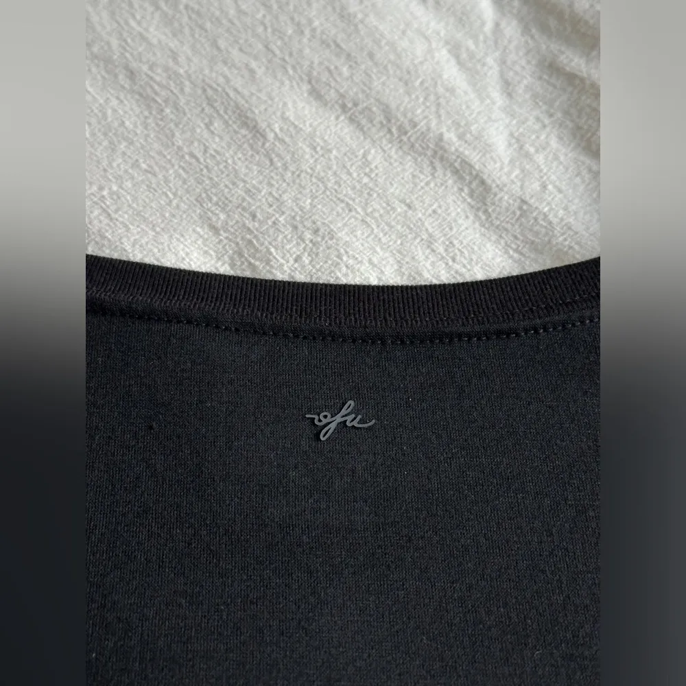 NWT  Out From Under Addison Cozy Cropped Long Sleeve - Black - M - Image 8