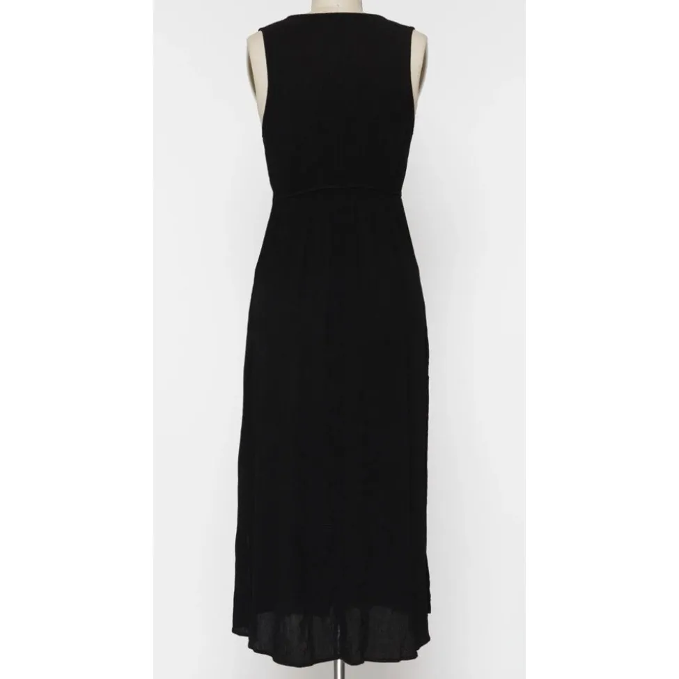 Final Touch PRE-WASHED SOLID GAUZE SLEEVELESS DEEP V-NECK FRONT KNOT MAXI DRESS.
100% RAYON - Image 4