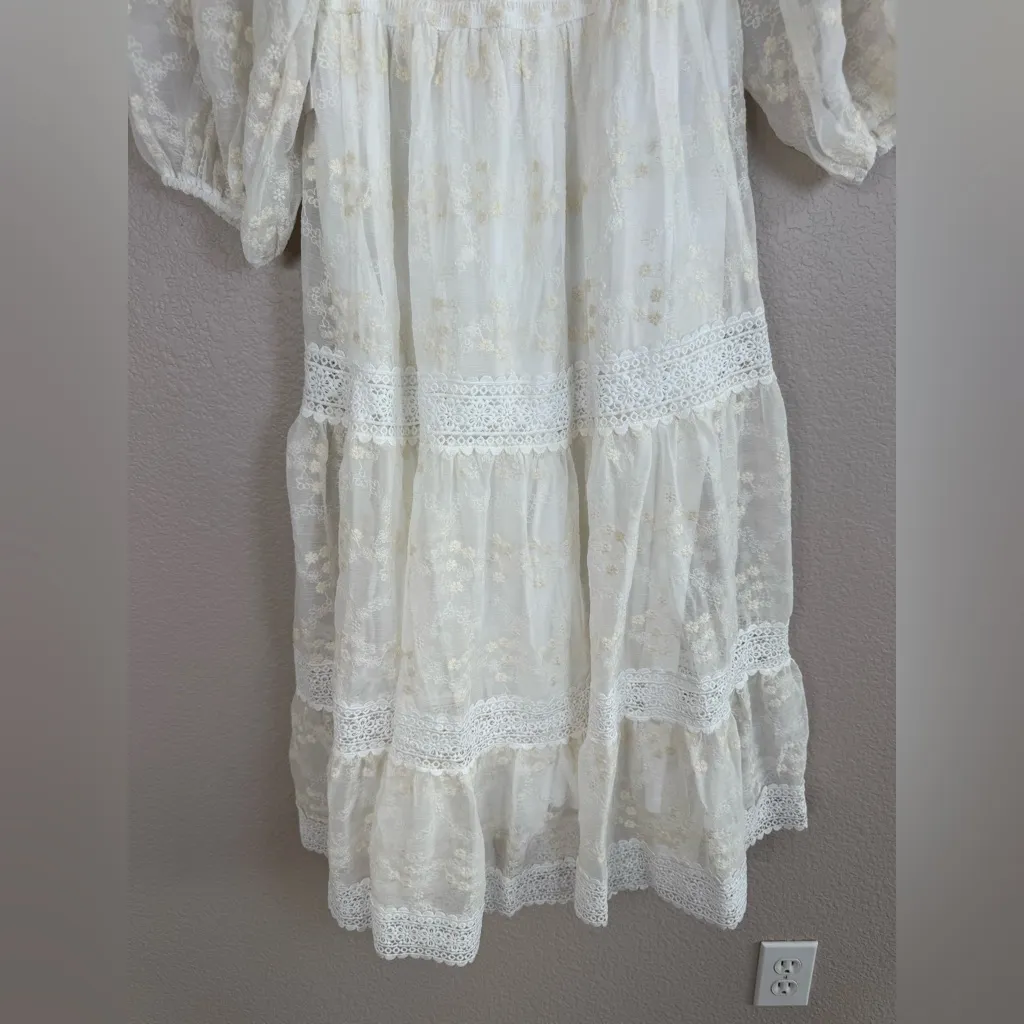 A Collective Story White Embroidered Tiered Floral Lace Midi Dress size Medium - Image 10