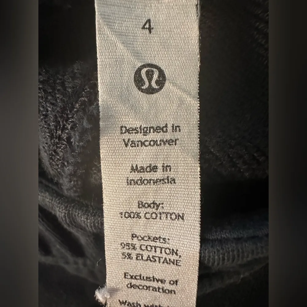 LULULEMON Black Jogger Pants with Pockets Women's Size 4 - Image 4