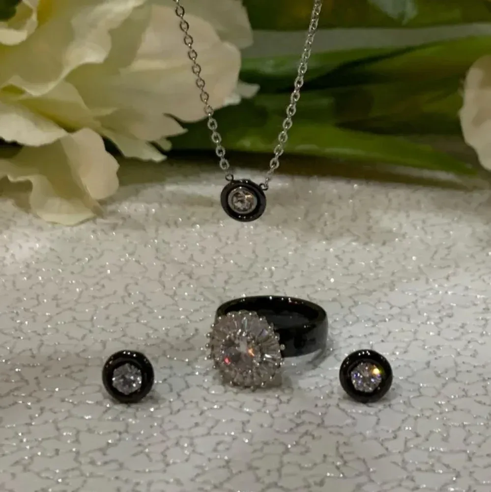 NEW 18k Gold Plated White Ceramic Bezel Set Diamond Pendant‎ Necklace, 18-20” - Image 8