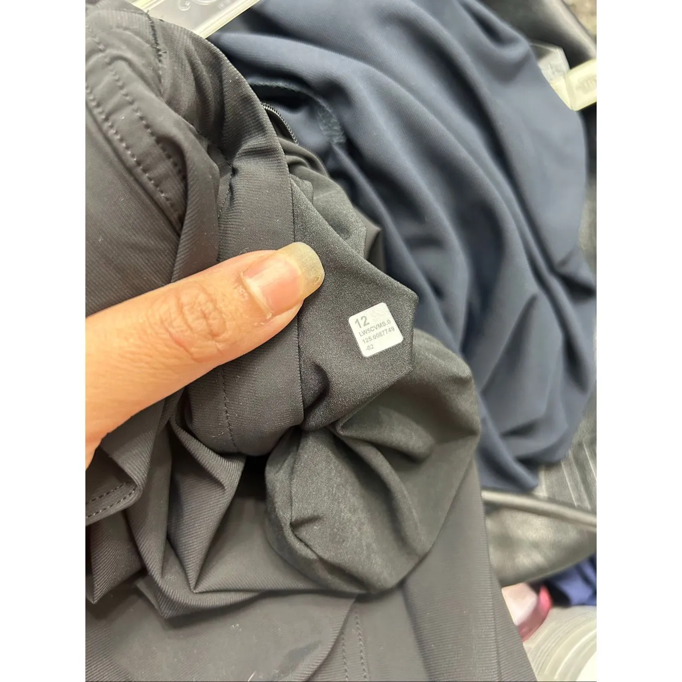 Lululemon women’s adapted state jogger size 12 - Image 6