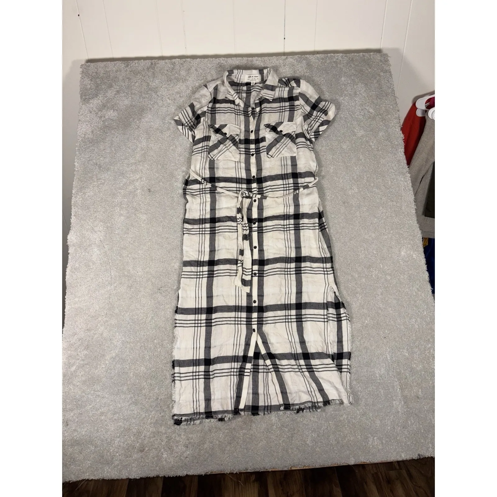 Anthropologie Cloth & Stone Hannah Shirtdress M Plaid Short Sleeve Belted White - Image 4