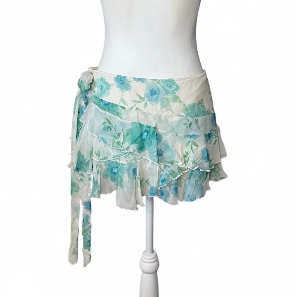 Y2K Abercrombie Silk Mini Skirt - Image 3