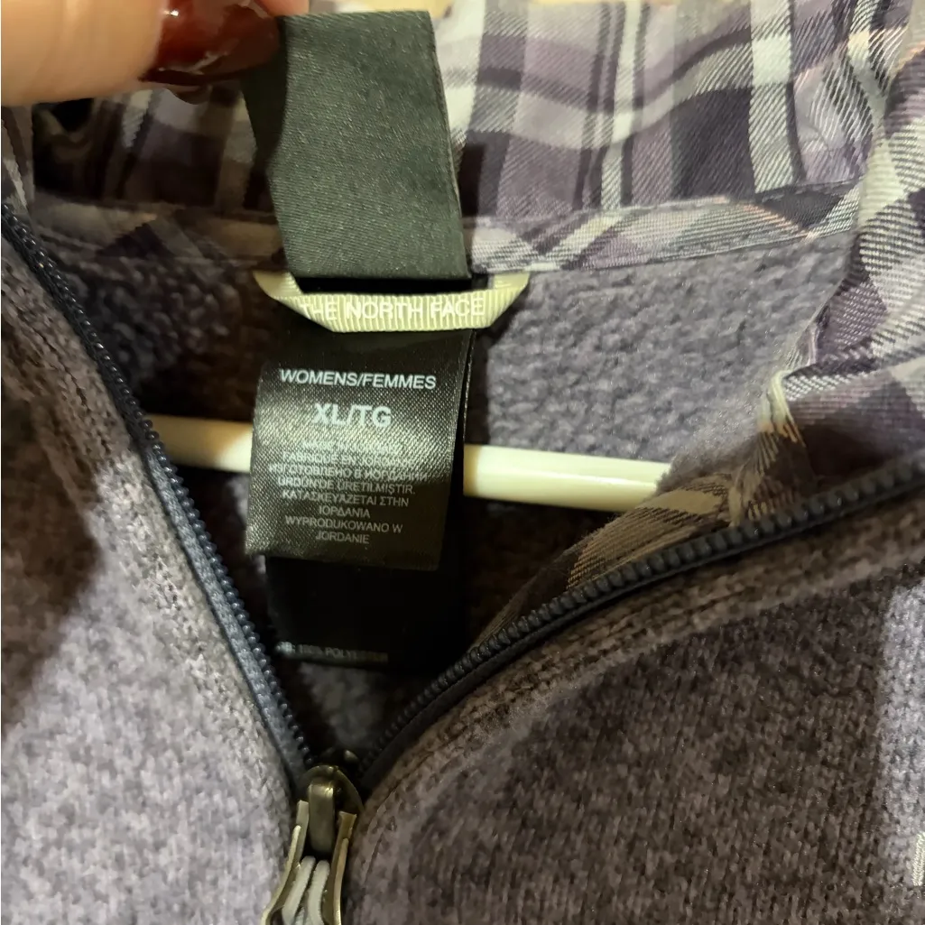 North face vest - Image 2