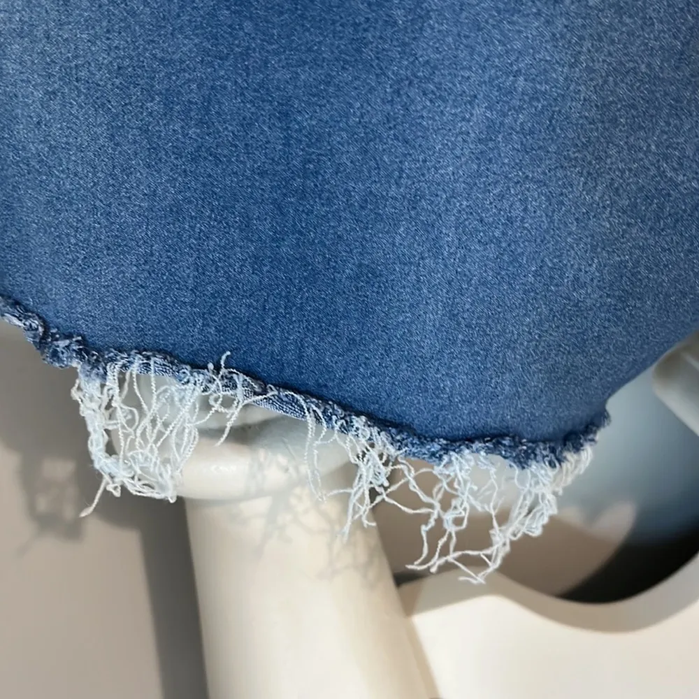 Soft Denim Jean Shorts Cutoffs Stretchy Womens 7 - Image 4