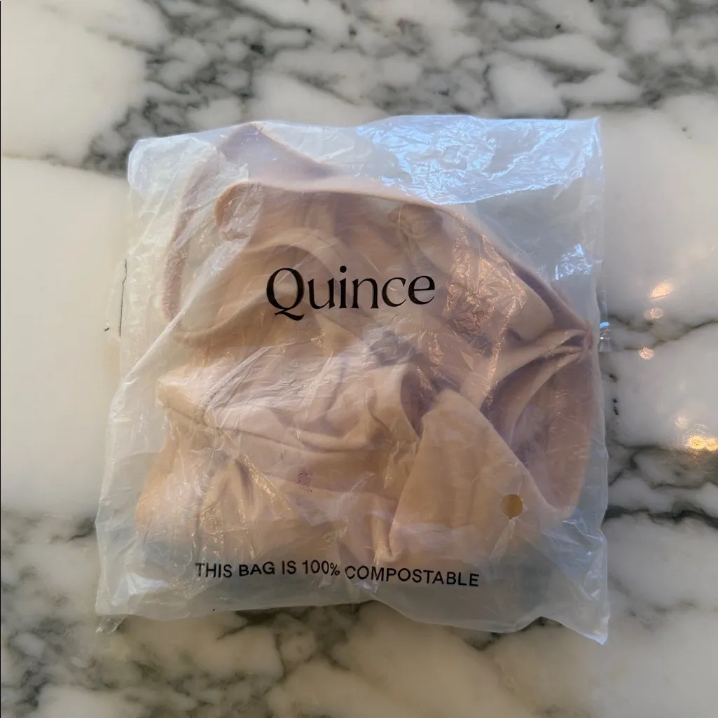 NIB Quince Beige Light Nude Second Skin Scoop Neck Bralette Sz M - single bra - Image 7