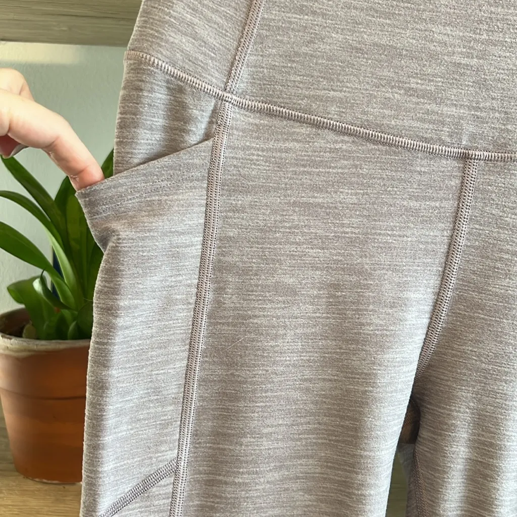 NWT Victoria Secret Incredible Essential High Rise Side Pocket Crop Legging, 4 - Image 4