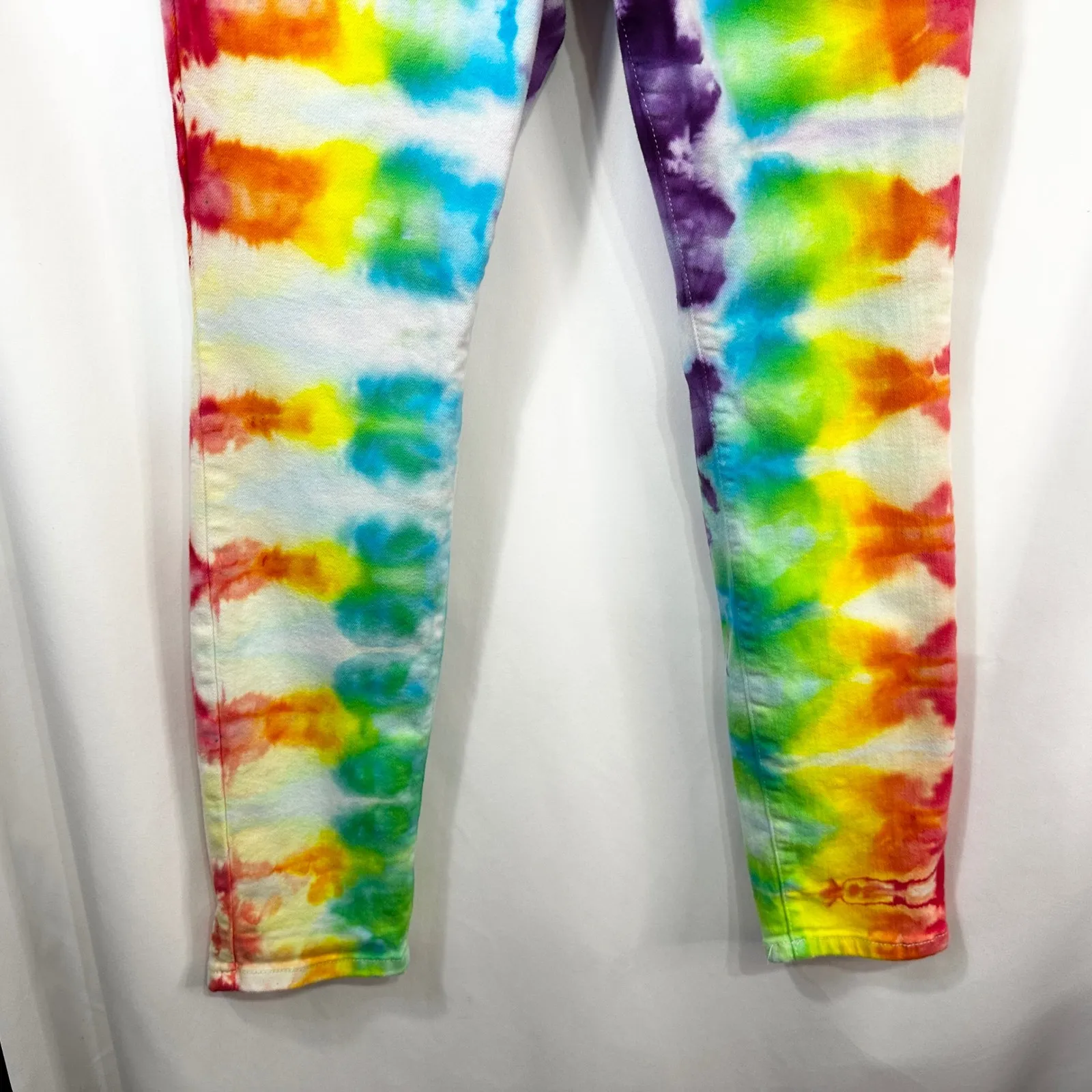 Judy Blue Sz 7/28 Skinny Jeans Handmade Tie Dye Boyfriend Rainbow Mid‎ Rise 1197 - Image 5
