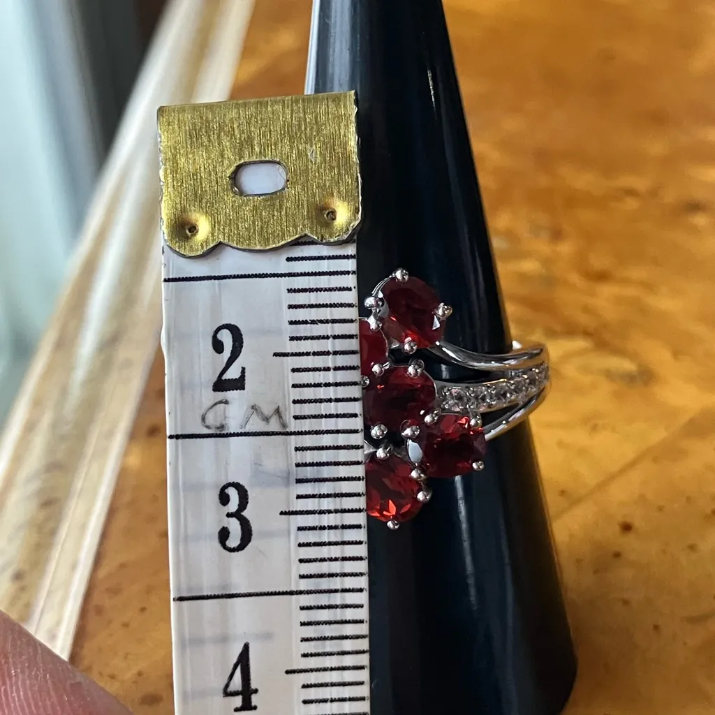Natural Red Garnet Sterling Silver Cluster Ring Size 8 - Image 9