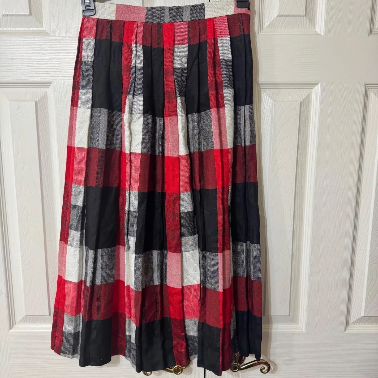 VTG Jack Winter Plaid Pleated Midi Skirt shimmer Lurex USA Sz 10 Granny fashion Black - Image 2