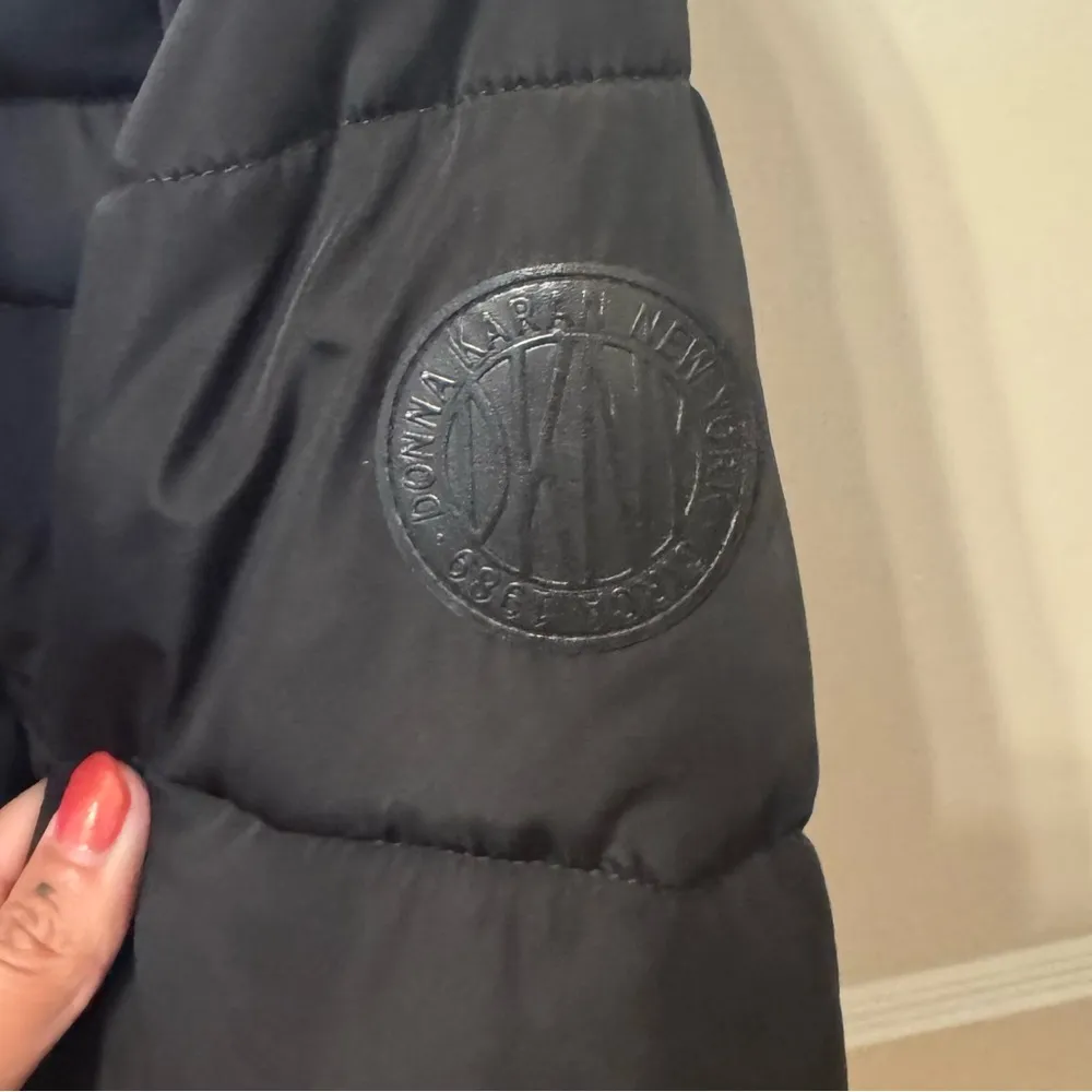 DKNY  Puffer Jacket - womens size XS - Image 12