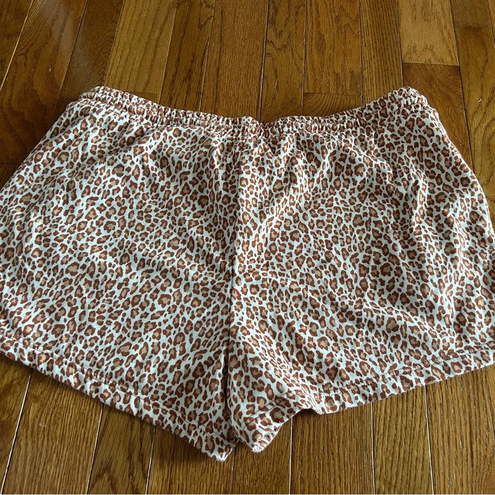 Lou & Grey Drawstring Shorts - Size XL - Image 6